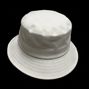 White Bucket Hat - Reversible Black